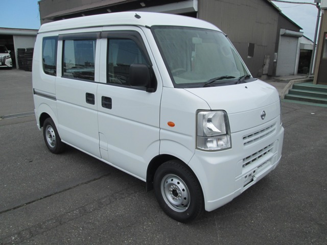 NV100クリッパー DX ハイルーフ 4WD 