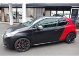 208 GTi バイ プジョースポール 