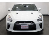 【スペック】日産のハイパフォーマンス・スーパースポーツカー「GT-R」。3.8L V型6気筒DOHCツインターボエンジン搭載の、「GT-R ピュアエディション」。