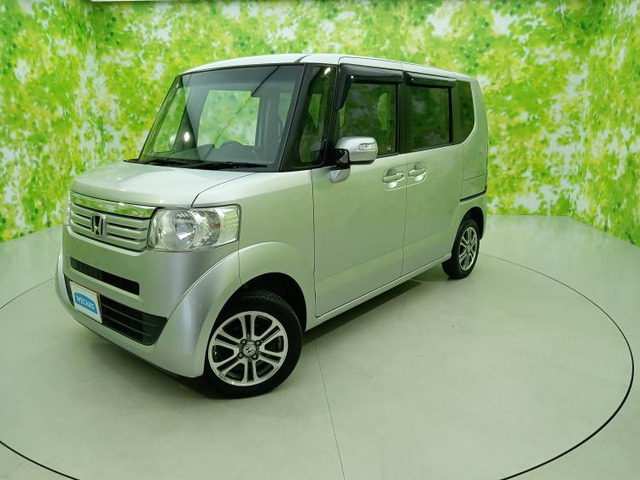 中古車 ホンダ N-BOX G Lパッケージ 4WD の中古車詳細 (49,600km, アラバスターシルバー・メタリック, 岡山県, 69.9万円)  | 中古車情報・中古車検索なら【車選びドットコム（車選び.com）】