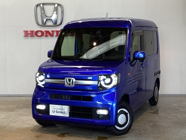 N-VAN +スタイル ファン 4WD 