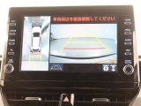 パノラミックビューモニター付きです。車両を上から見たような映像をモニター画面に表示。運転席からの目視では見にくい、車両周辺の状況をリアルタイムでしっかり確認できます。