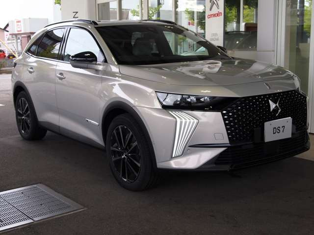 オート　ヴォルティージュ DS7（DSオートモビル）エスプリ・ド・ヴォヤージュ E