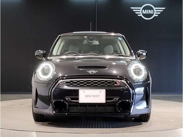 中古車 BMW MINI ミニ クーパー S の中古車詳細 (1,000km, ミッドナイトブラック, 兵庫県, 367万円) |  中古車情報・中古車検索なら【車選びドットコム（車選び.com）】