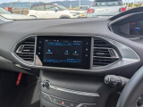 Apple CarPlay/Android Autotに対応したタッチスクリーン/Bluetooth接続/ハンズフリー通話/ミュージックプレイヤー接続