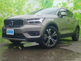 ボルボ XC40 B4 AWD インスクリプション 4WD