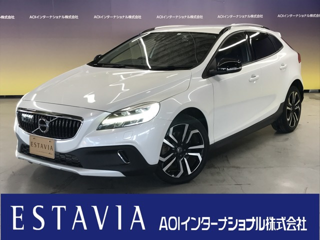 中古車 ボルボ V40クロスカントリー T5 AWD タック エディション 4WD の中古車詳細 (52,000km, ホワイト, 福井県,  187.9万円) | 中古車情報・中古車検索なら【車選びドットコム（車選び.com）】