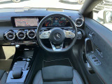 当社の車両は検査員による厳格な検査を行います!機関系はもちろん、骨格部位修復歴や外板パネルの交換歴・板金塗装歴などを十分に確認した上で、基準に達した車両のみを取り扱います!!