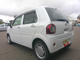 外装に目立つようなキズや凹みはみられず状態良く保たれていますが、中古車なので全くの無キズということはありません。外装の状態につきましては実車にてご確認をお願いします。