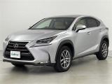 NX 200t バージョンL 4WD 本革シート