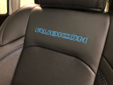 RUBICONロゴ入りレザーシート