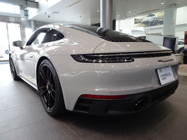 ポルシェ 911 カレラ4 GTS PDK 新車保証/ハイグレード/OP多数 の