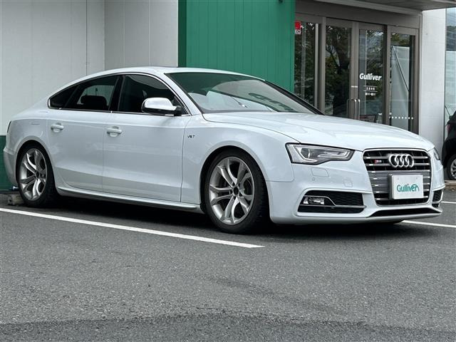 S5スポーツバック 3.0 4WD 4WD 本革シート