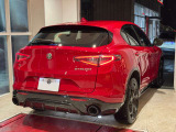 ステルヴィオ 2.0 ターボ Q4 ヴェローチェ 4WD 