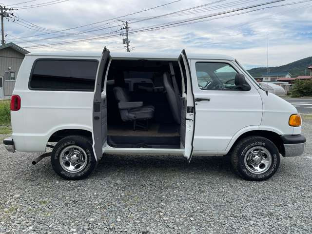 ダッジ ラムバン ショーティー 5名 2WD の中古車詳細 (151,000km