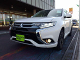 【中古車情報】三菱 アウトランダーPHEV  Gセーフティパッケージ の中古車詳細（走行距離：4.2万km、カラー：パールホワイト、販売地域：千葉県市川市北方町）