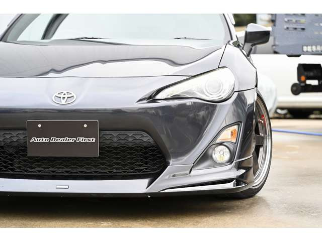 中古車 トヨタ 86 2.0 GT RAYSTE3718AW BLTZ車高調 モデリスタ