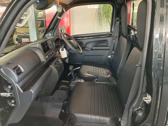 ダイハツ ハイゼットトラック スタンダード 3方開 4WD の中古車詳細