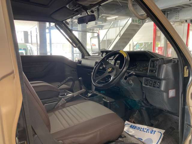 三菱 デリカスターワゴン 2.5 スーパーエクシード クリスタル