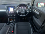 XC40 T4 AWD モメンタム 4WD 4WD 修復歴無し