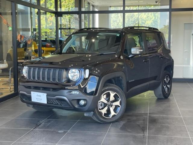レネゲード トレイルホーク 4xe 4WD 