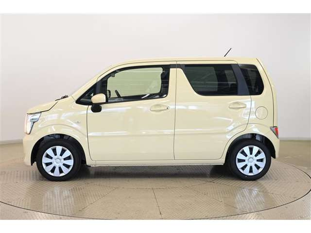 中古車 スズキ ワゴンR FX の中古車詳細 (5,000km, ベージュ