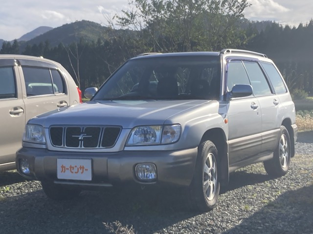 中古車 スバル フォレスター 2.0 S/20 4WD の中古車詳細 (125,000km, シルバー, 岩手県, 59万円) |  中古車情報・中古車検索なら【車選びドットコム（車選び.com）】