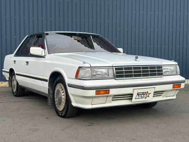 中古車 日産 ローレル 2.0 メダリスト C32 RB20エンジン搭載 フロアAT ETC の中古車詳細 (121,000km, ホワイト,  千葉県, 88万円) | 中古車情報・中古車検索なら【車選びドットコム（車選び.com）】