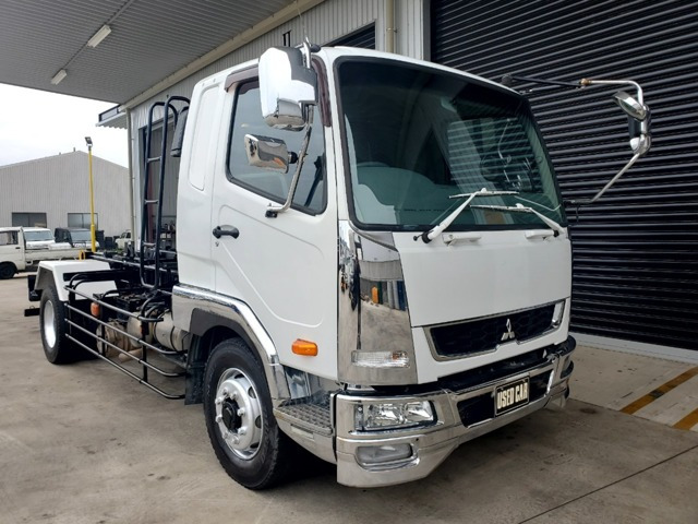 ファイター  フックロール 積載7.8t ベッド付