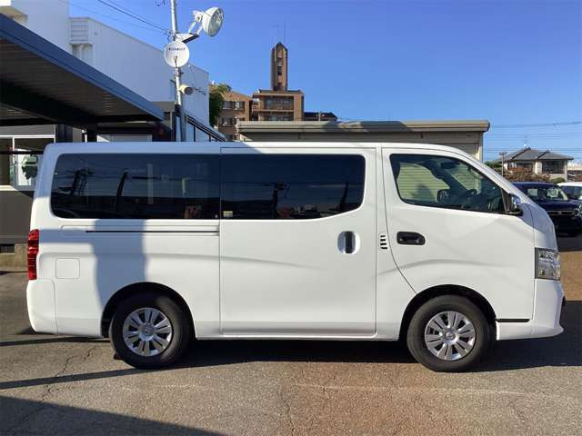 中古車 日産 NV350キャラバン 2.5 DX ロング ディーゼル 4WD の中古車詳細 (75,000km, ホワイト, 新潟県,  280.5万円) | 中古車情報・中古車検索なら【車選びドットコム（車選び.com）】