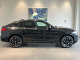 X4 M40i 4WD 