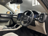 XC40 T4 モメンタム 修復歴無し