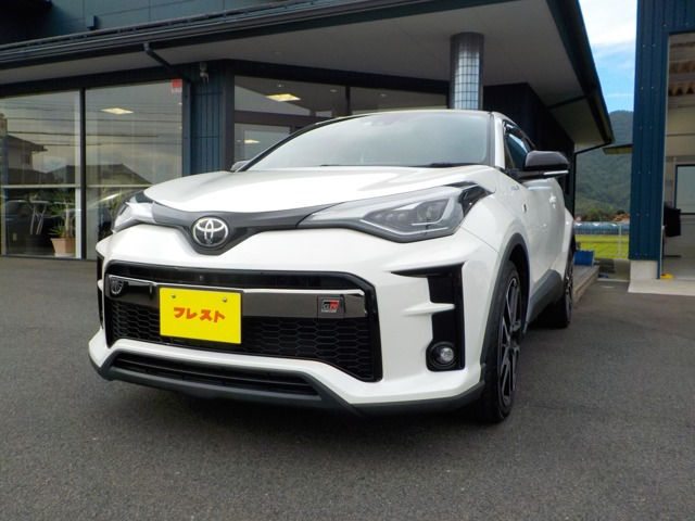 C-HR ハイブリッド 1.8 S GR スポーツ 