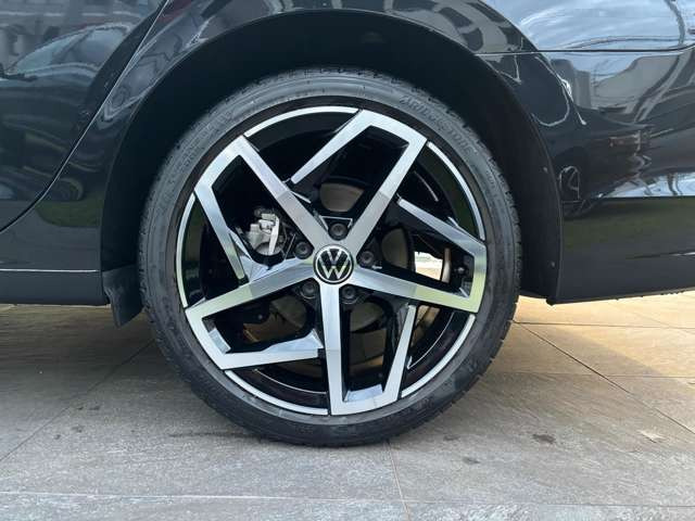フォルクスワーゲン ゴルフヴァリアント TDI アクティブ アドバンス 