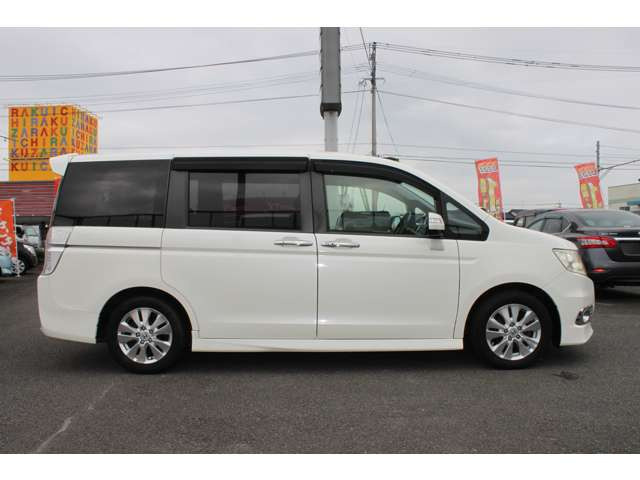 ホンダ ステップワゴン 2.0 スパーダ Z インターナビ セレクション の