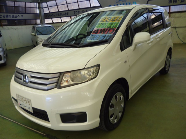 フリードスパイク 1.5 G ジャストセレクション 4WD 