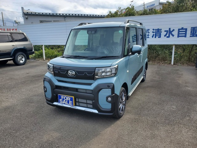 タント ファンクロス 4WD 
