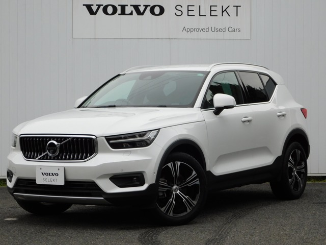 XC40 B4 AWD インスクリプション 4WD 