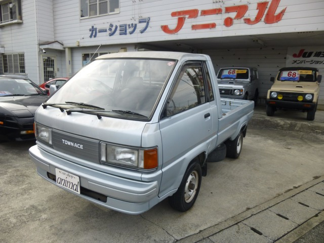 ハイエーストラック  1.5スーパーX ジャストロー ガレージ保管禁煙車