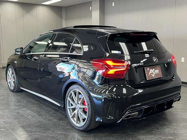 AMG Aクラス A45 4マチック 4WD 後期 黒革 パノラマSR スポエグ 1年