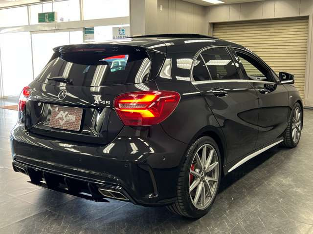 AMG Aクラス A45 4マチック 4WD 後期 黒革 パノラマSR スポエグ 1年