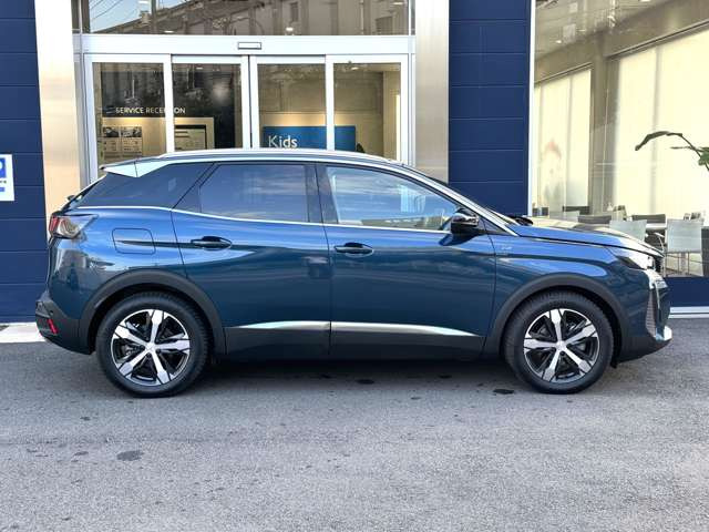 プジョー 3008 GT の中古車詳細 (2,000km, セレベスブルー, 福岡県