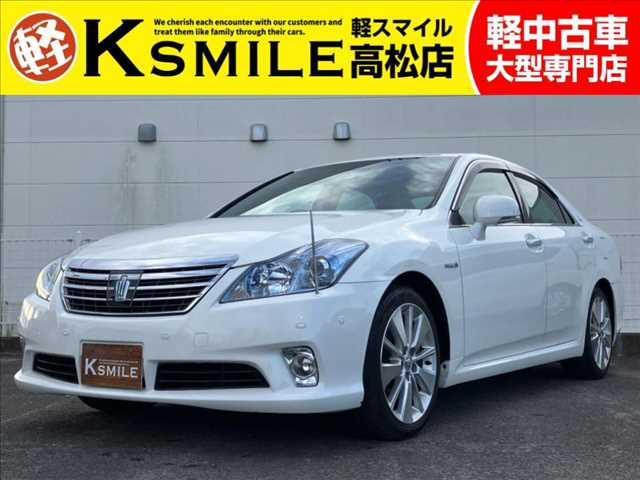 トヨタ クラウンハイブリッド 400万円以下の中古車 | 中古車情報・中古車検索なら【車選びドットコム（車選び.com）】