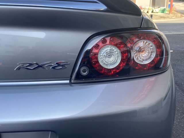 中古車 マツダ RX-8 スピリットR 純正ビルシュタイン/スピリットR専用AW の中古車詳細 (42,000km, アルミニウムメタリック, 広島県, 341万円) | 中古車情報・中古車検索なら【車選びドットコム(車選び.com)】 中古車 マツダ RX-8 スピリットR 純正ビルシュタイン/スピリットR専用AW の中古車詳細 (42,000km, アルミニウムメタリック, 広島県, 341万円) | 中古車情報・中古車検索なら【車選びドットコム(車選び.com)】