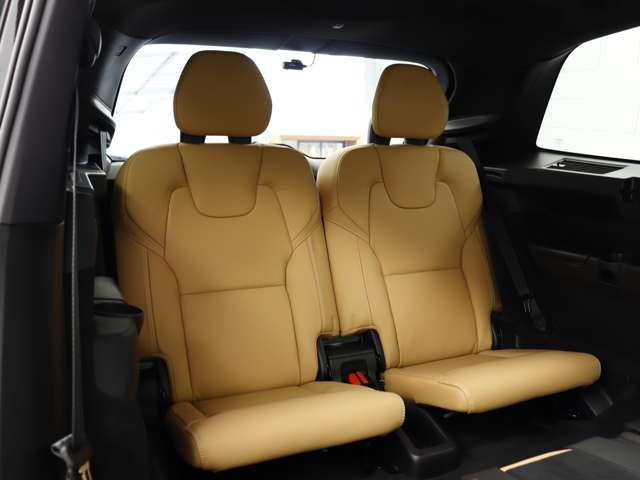 中古車 ボルボ XC90 B6 AWD インスクリプション 4WD の中古車
