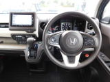 運転席廻りです。ぜひ展示場内で実際の質感や状態をご覧ください!