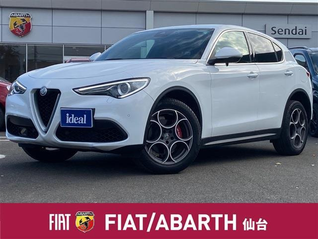 ステルヴィオ 2.0 ターボ Q4 スポーツパッケージ 4WD 