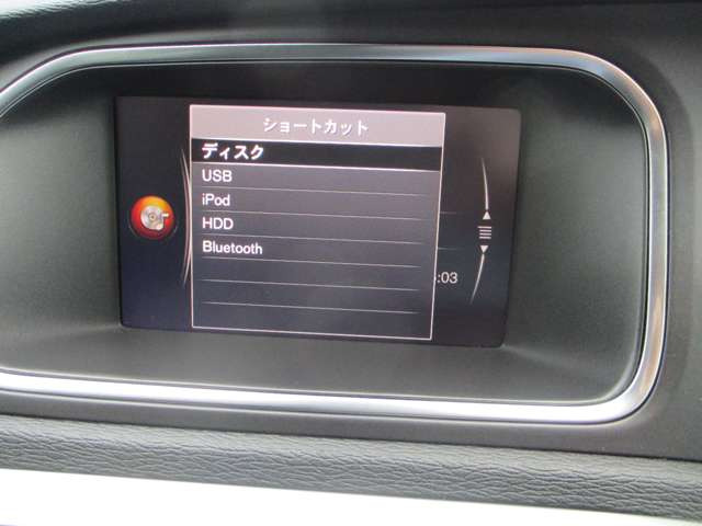 ボルボ V40 T3 タック エディション の中古車詳細 (27,000km, オニキス