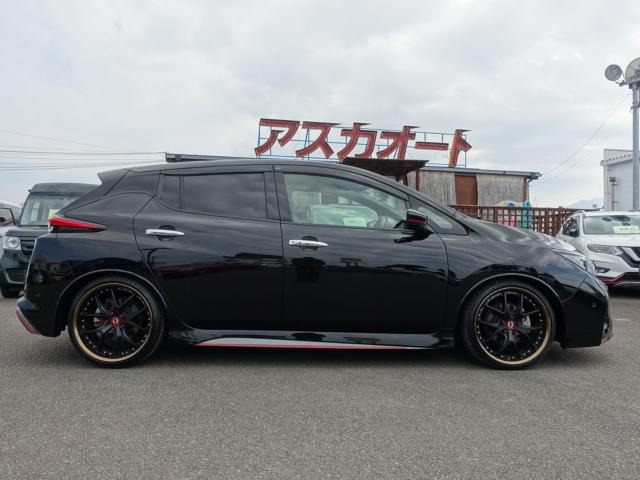 日産 リーフ NISMO の中古車詳細 (57,000km, ブラック, 愛媛県