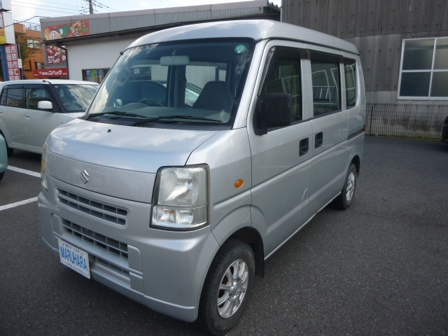 エブリイ  